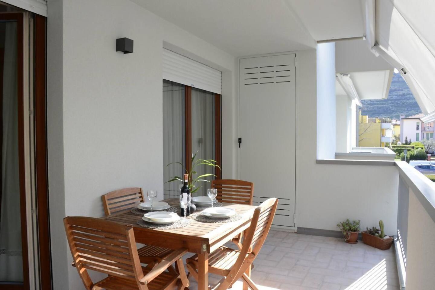Appartamento Peler13 Con Balcone E Parcheggio Riva del Garda Eksteriør billede