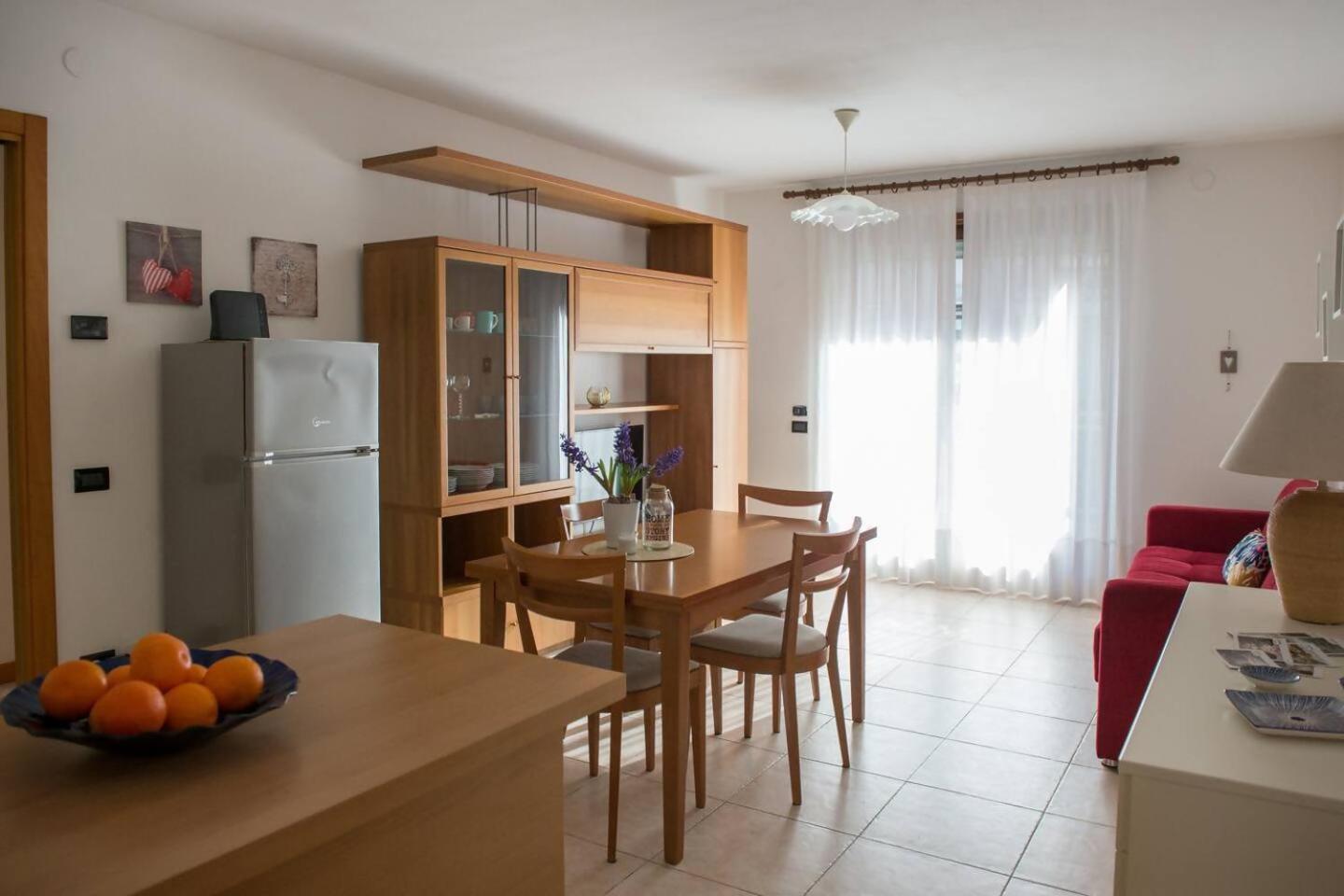 Appartamento Peler13 Con Balcone E Parcheggio Riva del Garda Eksteriør billede